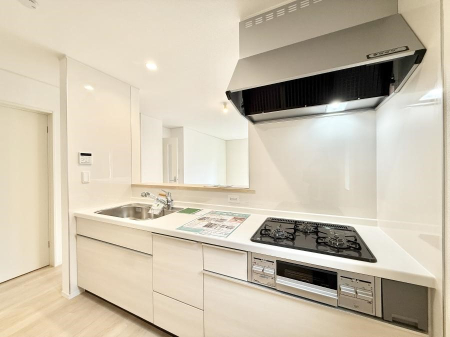 �L�b�`�� �������Ƒ����J��[�߂�A������̂���L�b�`��