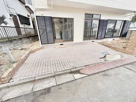  �O�ρ������̒��Ԃ����K��