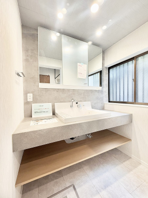 ���ʑ�E���ʏ� �������������Ő������̂�����ʏ�