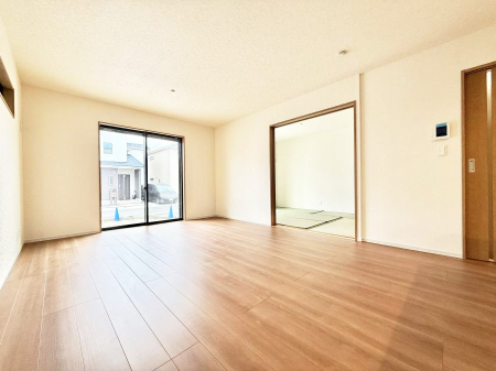 ���r���O ���������C�ɓ���̏ꏊ�ŁA�̂�т�Ƃ������Ԃ�