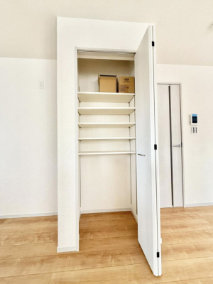 ���[ ���������[�͂����Ղ�̃p���g���[�t���L�b�`���ł�  