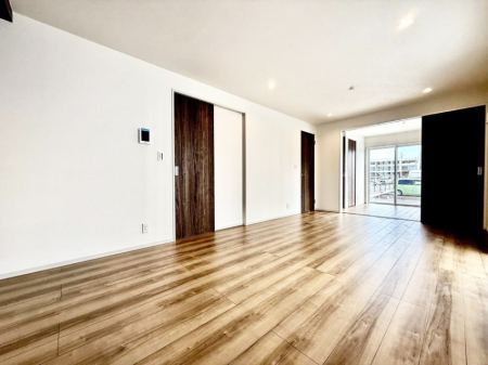 ���̑����� �������Ƒ��̏Ί炪���ӂ��A���났�̋��