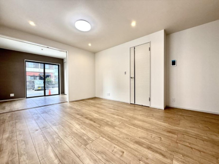 ���r���O ���������ƕ���������A�����b�N�X�ł�����