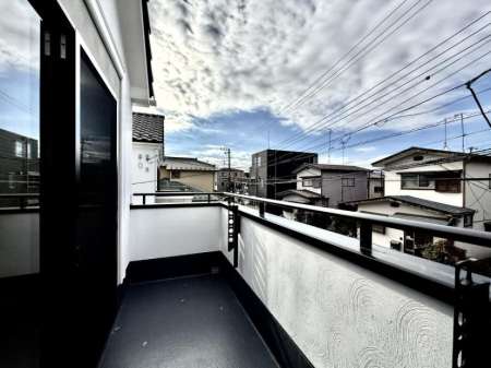 �o���R�j�[ ������ �G�߂̈ڂ낢����������J���I�ȋ�Ԃł�