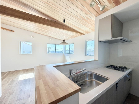 �L�b�`�� ����