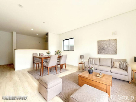 ���r���O ���������R�Ɖ�b�����܂��A�S�n�悢�ЂƂƂ�