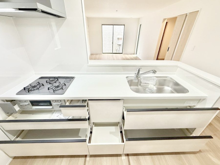 �L�b�`�� �����������������Ɗy�����Ȃ�A���K�ȃL�b�`�����