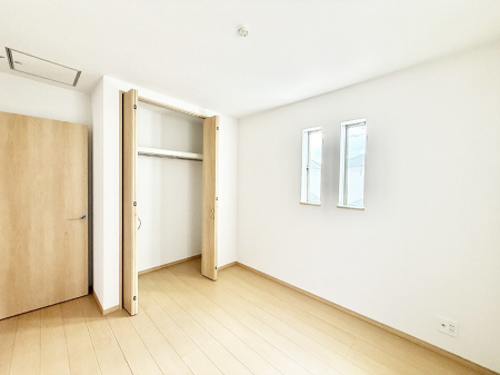 �q������ �������v���C�x�[�g��ԂƂ��ĐÂ��ŗ�������������񋟂��Ă���܂�