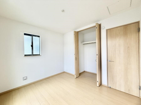 �Q�� ���������̔z�u��ʋC���̗ǂ��݌v�ŕ����̋�C�������炸�A��ɐV�N�ȋ�C������܂�