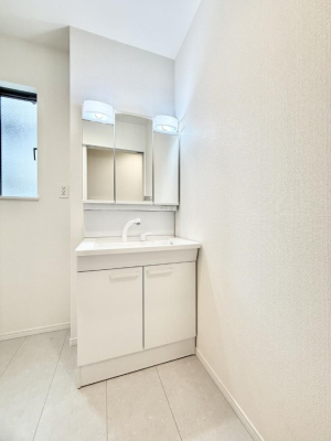 ���ʑ�E���ʏ� �������Ƒ��݂�Ȃ��g���₷���z�u�ł�