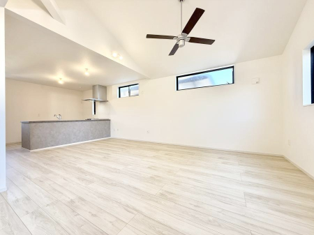 ���r���O �������V���v���������ґ�A��؂Ȑl�Ɖ߂����S���قǂ�����