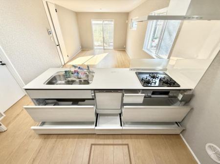 �L�b�`�� �������A�C�f�A�L����A�N���G�C�e�B�u�ȗ������