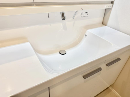 ���̑����� �ݔ����ׂ��������܂Ő􂢂₷���֗��ȃn���h�V�����[�t��