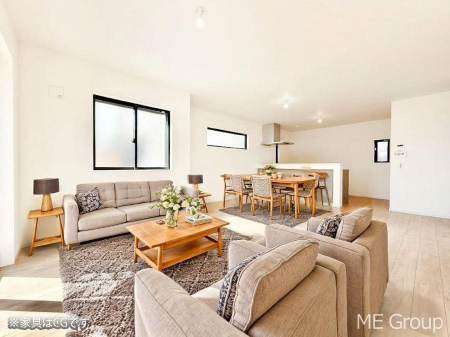 ���r���O ���������S�n�̂����A���z�̃��r���O