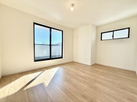 �Q�� ���������̔z�u��ʋC���̗ǂ��݌v�ŕ����̋�C�������炸�A��ɐV�N�ȋ�C������܂�