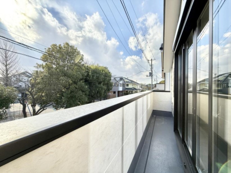 �o���R�j�[ ����