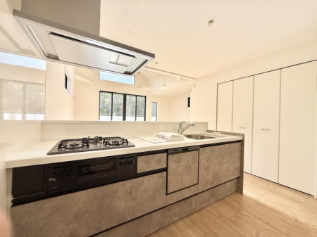 �L�b�`�� ����