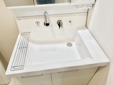 ���̑����� �ݔ����ׂ��������܂Ő􂢂₷���֗��ȃn���h�V�����[�t��