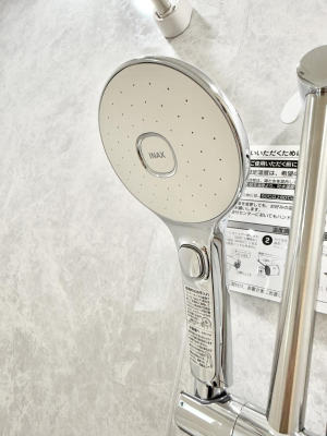 ���̑����� �ݔ����킴�킴�V�����[�����̃��o�[�܂Ŏ��L�΂��K�v���Ȃ��A�ȒP�Ɏ~���ł���