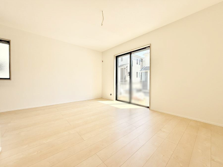 ���r���O ���������R�Ɖ�b�����܂��A�S�n�悢�ЂƂƂ�