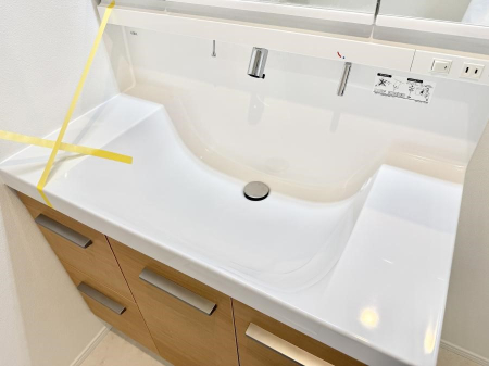 ���̑����� �ݔ����ׂ��������܂Ő􂢂₷���֗��ȃn���h�V�����[�t��