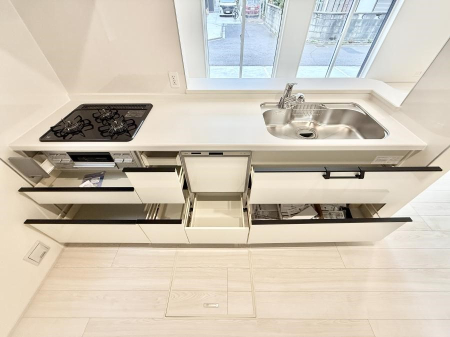 �L�b�`�� �������Ƒ����J��[�߂�A������̂���L�b�`��