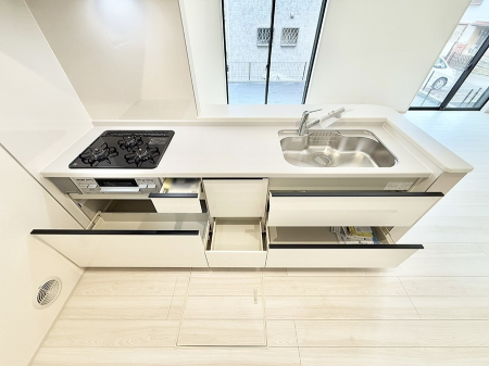 �L�b�`�� �����������������Ɗy�����Ȃ�A���K�ȃL�b�`�����