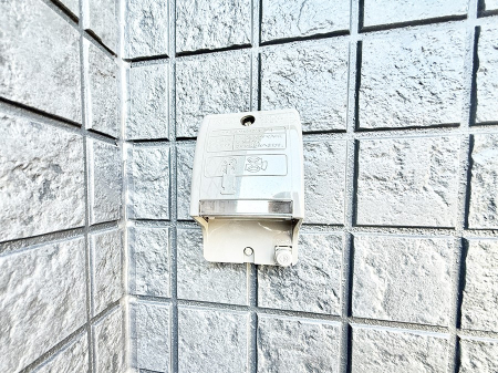 ���̑����� �ݔ��������̃R���Z���g���牄���R�[�h�����������Ԃ��Ȃ��Ȃ�܂��B