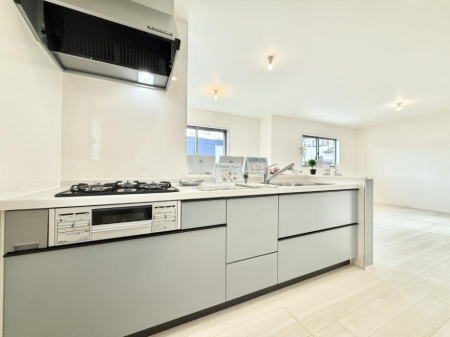 �L�b�`�� �����������������Ɗy�����Ȃ�A���K�ȃL�b�`�����