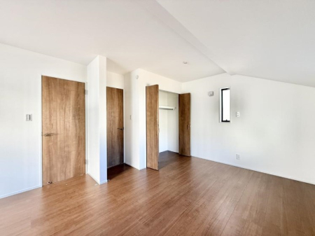 �q������ ����