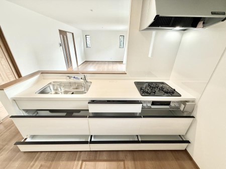 �L�b�`�� �����������������Ɗy�����Ȃ�A���K�ȃL�b�`�����