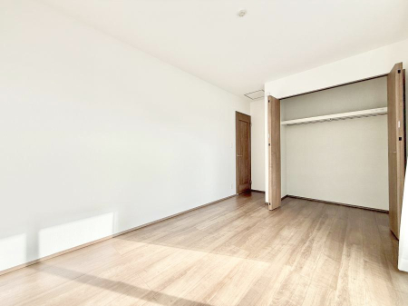 �Q�� ���������̔z�u��ʋC���̗ǂ��݌v�ŕ����̋�C�������炸�A��ɐV�N�ȋ�C������܂�