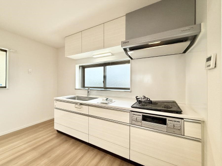 �L�b�`�� �����������������Ɗy�����Ȃ�A���K�ȃL�b�`�����