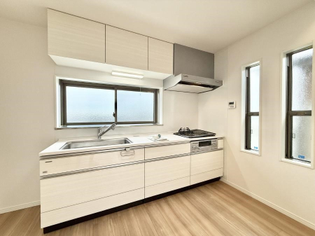 �L�b�`�� �������Ƒ��ƂȂ���A�R�~���j�P�[�V�����̏�