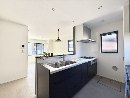 �L�b�`�� ���������y���݂ƐH�ׂ�K����͂���L�b�`��