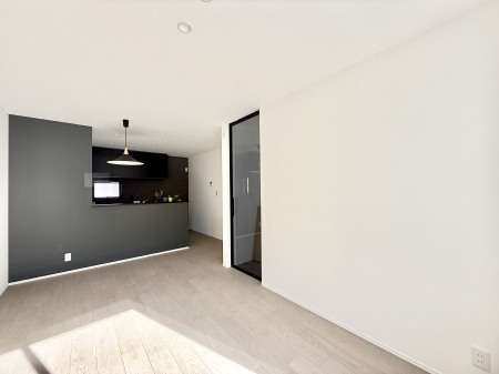 ���r���O ���������났�ƏΊ炪�W�܂�A�S���܂郊�r���O