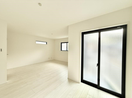 ���̑����� �������Ƒ��̏Ί炪���ӂ��A���났�̋��