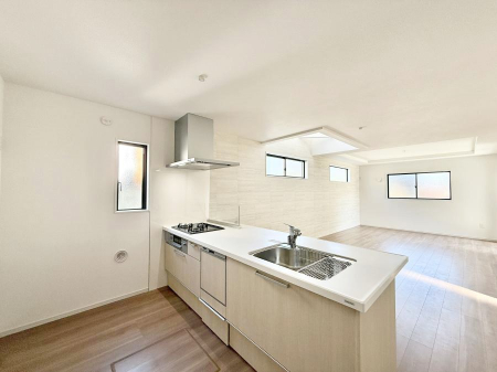 �L�b�`�� ���������y���݂ƐH�ׂ�K����͂���L�b�`��