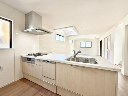 �L�b�`�� �������Ƒ����J��[�߂�A������̂���L�b�`��