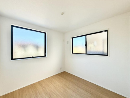 �q������ ����