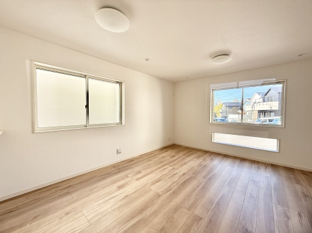 ���r���O �����������������Ɠ��ʂɂ���A�e���̋��