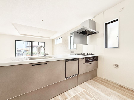 �L�b�`�� ����