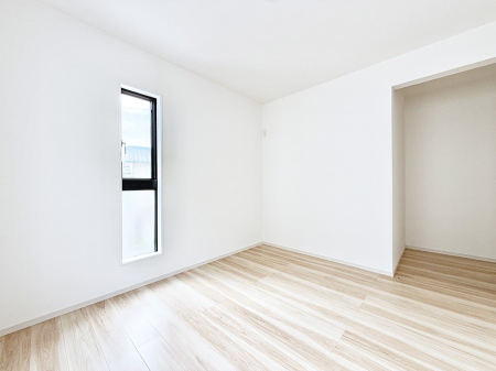 �Q�� ����