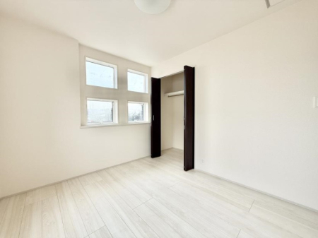 �q������ �������Ƌ�⃌�C�A�E�g�����R�ɔz�u�ł��邽�ߎg�����肪�ǂ����K�ɉ߂����܂�