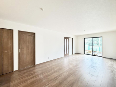 ���r���O ���������R�Ɖ�b�����܂��A�S�n�悢�ЂƂƂ�