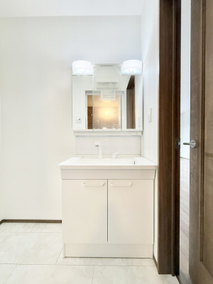 ���ʑ�E���ʏ� �������Ƒ��݂�Ȃ��g���₷���z�u�ł�