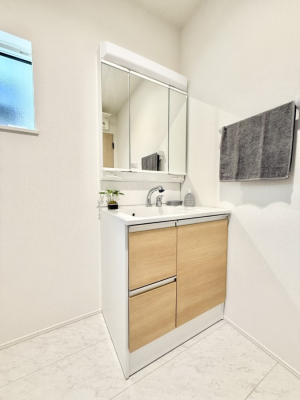 ���ʑ�E���ʏ� �������Ƒ��݂�Ȃ��g���₷���z�u�ł�