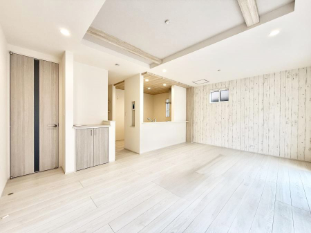 ���r���O ���������ƕ���������A�����b�N�X�ł�����