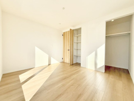 �Q�� ���������̔z�u��ʋC���̗ǂ��݌v�ŕ����̋�C�������炸�A��ɐV�N�ȋ�C������܂�