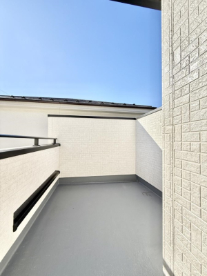 �o���R�j�[ ����